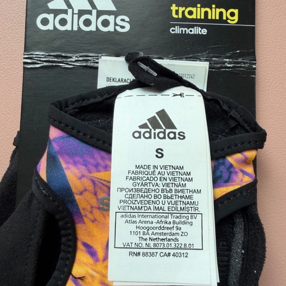 NEW Women's Gloves - Adidas Training Climalite Small - Picture 4 of 4